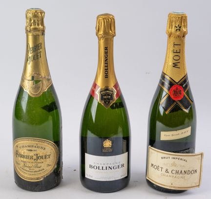 Champagner
- Bollinger, Spécial Cuvée
- Moët &amp;