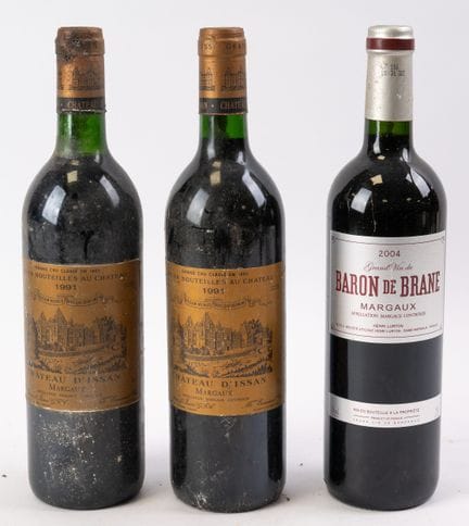 波尔多红葡萄酒，玛歌产区：
- 伊桑酒庄（Château d'Issan），1991年份，2瓶，窄颈