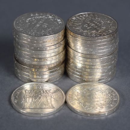 TRENTE PIECES de 10 Francs Hercule en argent (1967