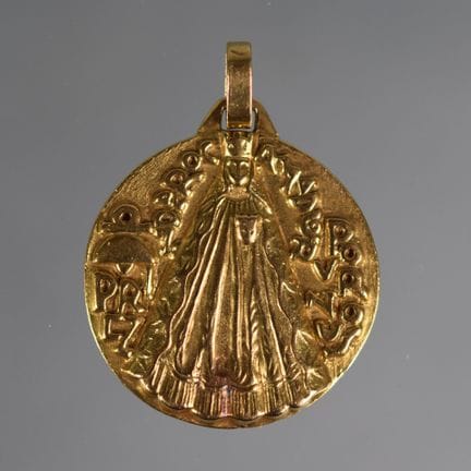 PENDENTIF médaille de forme ronde en or jaune à l'
