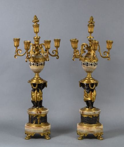 PAIRE de HAUTS CANDELABRES à six lumières en bronz