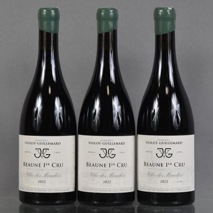3 bottles of BEAUNE 1er Cru CLOS DES MOUCHES (Red)