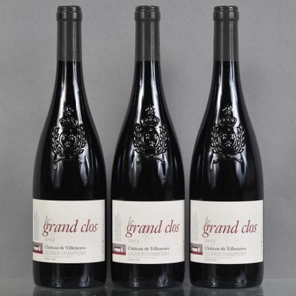 3 botellas: 2 botellas de SAUMUR CHAMPIGNY «Le gra