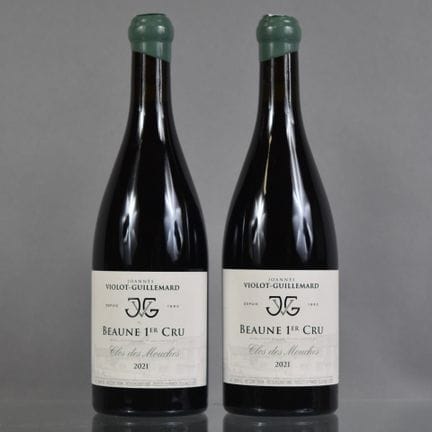 2 botellas de BEAUNE 1er Cru CLOS DES MOUCHES (tin
