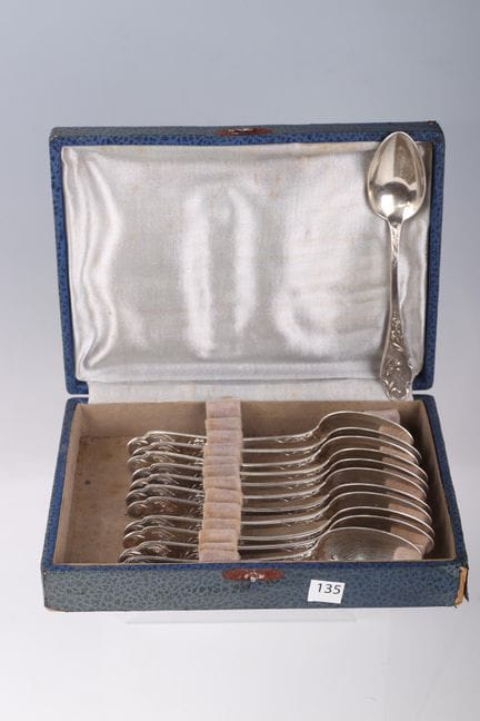 Um 1900
Set aus 12 kleinen Löffeln aus 925/1000er 