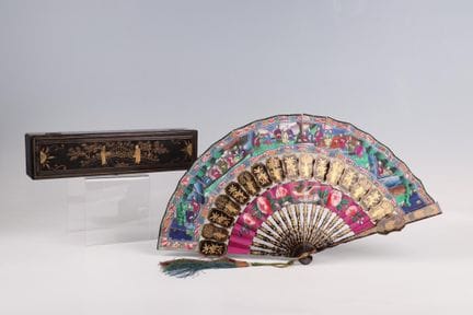 CINA, Canton, XIX secolo. Raro e bellissimo ventag