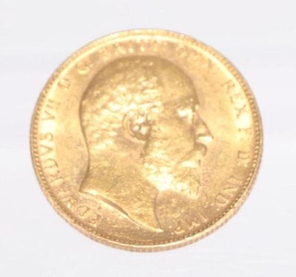 Una moneta d'oro "Sovereign" britannico di Edoardo