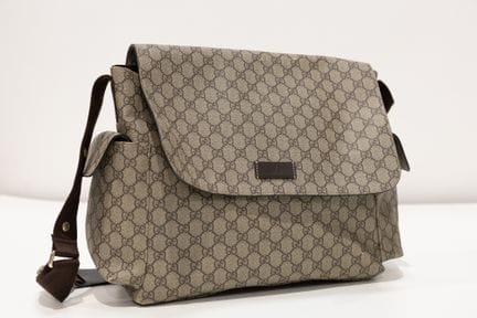 GUCCI
Sac Messenger oversize en toile enduite, mon