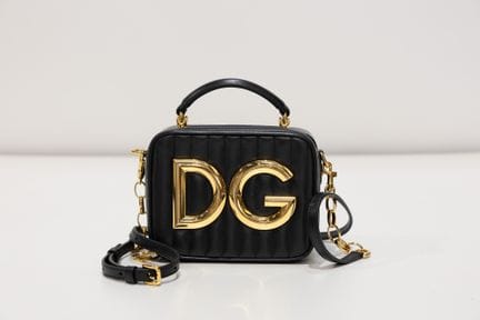 DOLCE et GABANNA
Sac à main en agneau noir, doublu