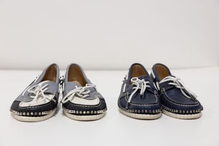 LOUBOUTIN
1 paire de chaussures style bateau en cu