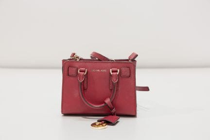 MICHAEL KORS
Sac à main de couleur rouge en cuir g