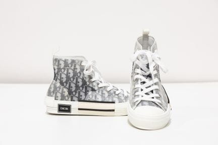 DIOR HOMME
1 paire de baskets montantes en nylon i