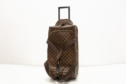 LOUIS VUITTON
Sac à roulettes en toile damier ébèn
