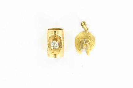 "13" pendant and chain in 18K yellow gold, set wit