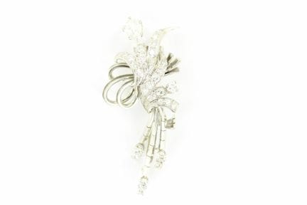 Gold and platinum brooch set with 34 diamonds, inc