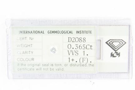 Diamond on paper 0.365 carat IGI Colour 1+ F, Clar