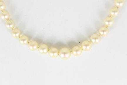 Cascading cultured pearl necklace (diameter: 4 to 