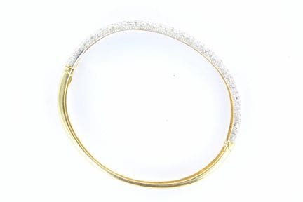 Starres Armband mit Verschluss aus 18-karätigem Ge