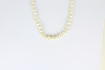 Collier de perles de culture en chute (diam. : 4 à