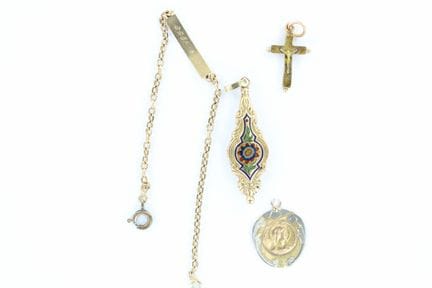 Goldset bestehend aus einem Armband (Metallverschl
