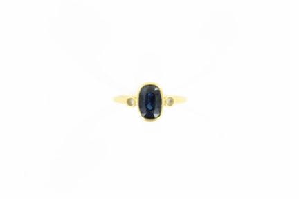 Ring aus 18-karätigem Gelbgold, verziert mit einem
