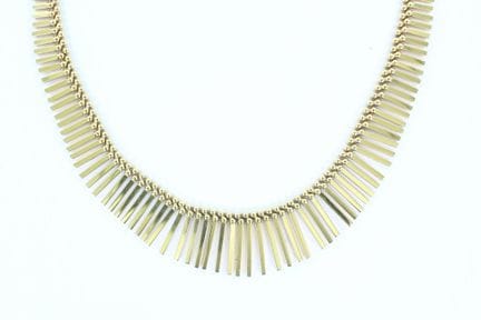 Collier collerette en or jaune 18 K à décor de cub