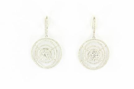 Pair of 18K white gold earrings consisting of 4 ci