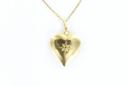 Chaîne de cou en or jaune 18 K (Long. : 40) et pen