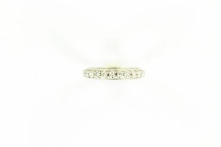 18K white gold wedding band entirely set with 8/8-