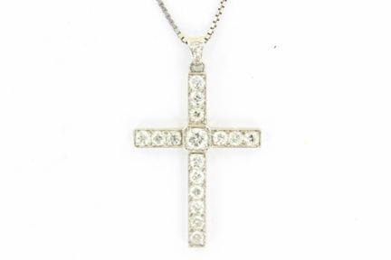 18K white gold necklace (Length: 35) featuring a c