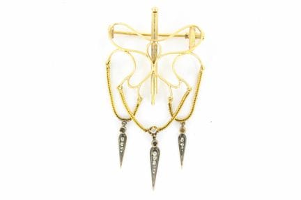 Yellow gold brooch depicting a butterfly with pend