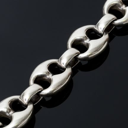 A 925‰ silver bracelet with a coffee bean link des
