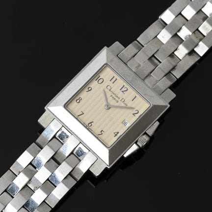 CHRISTIAN DIOR. A men’s wristwatch with a square s
