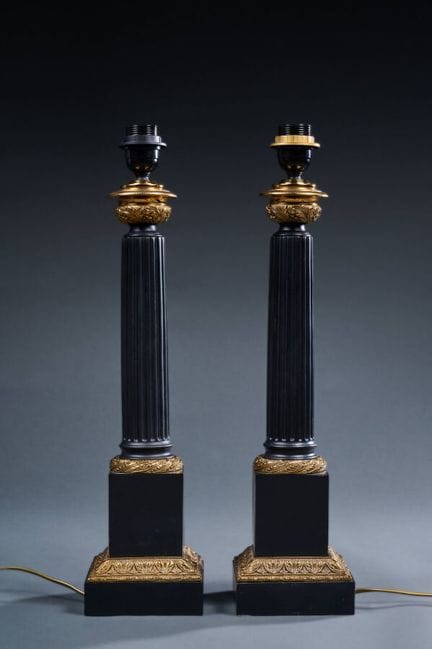 Vaughan Designs, lampade a colonna Matignon.
Coppi