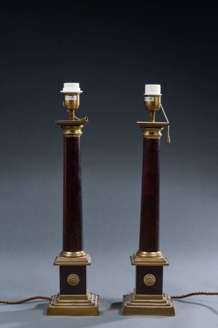 Coppia di lampade a colonna con capitelli toscani 