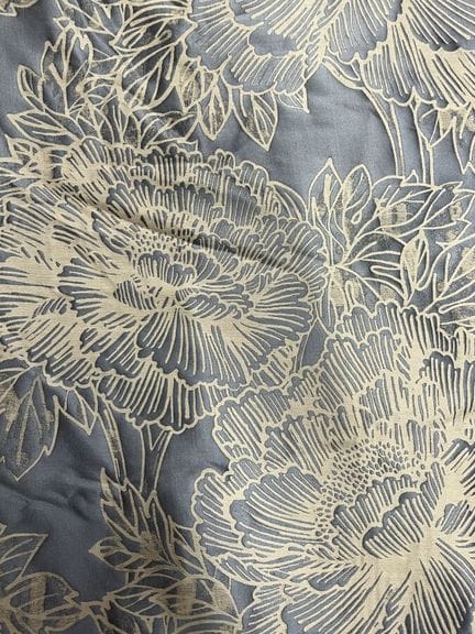 Pair of satin jacquard curtains with a white flora