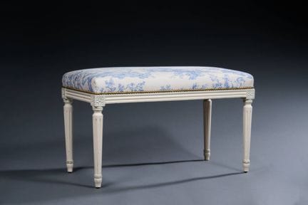 Banquette rectangulaire de style Louis XVI, en boi