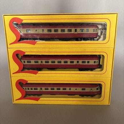 LIMA - Italy - three cars - SNCF TEE - 190000 

Mo