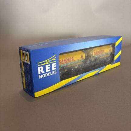 REE - two railcars - "FRANGECO Grain Car" - item n