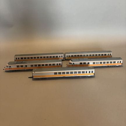 JOUEF - France -  lot de cinq wagons "CAEN" 

Trai