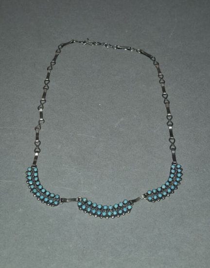 Collier turquoise argent enfant à 3 parties 
Longu