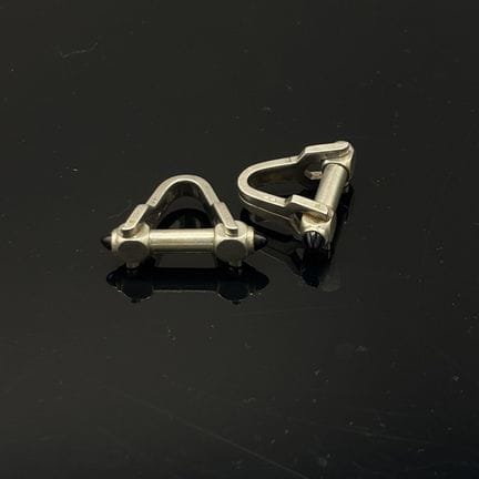 Boutons de manchette en argent ornés de pierres bl