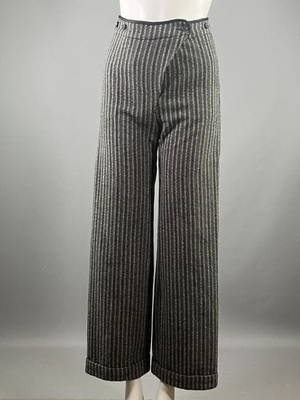 JEAN PAUL GAULTIER Femme - Pantalon.

En laine ave
