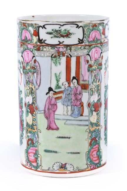 Portapennelli realizzato in porcellana di Macao e 