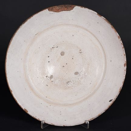 Assiette en céramique émaillée basque. XIXe siècle