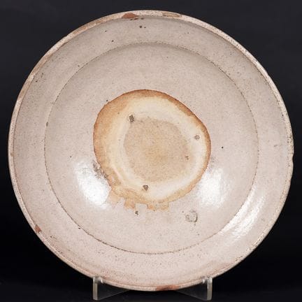 Assiette en céramique émaillée basque. XIXe siècle