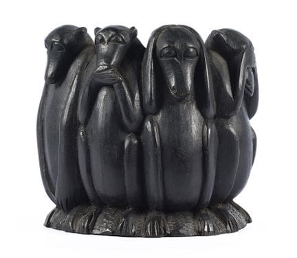 Statua in ebano raffigurante delle scimmie. 14x14 