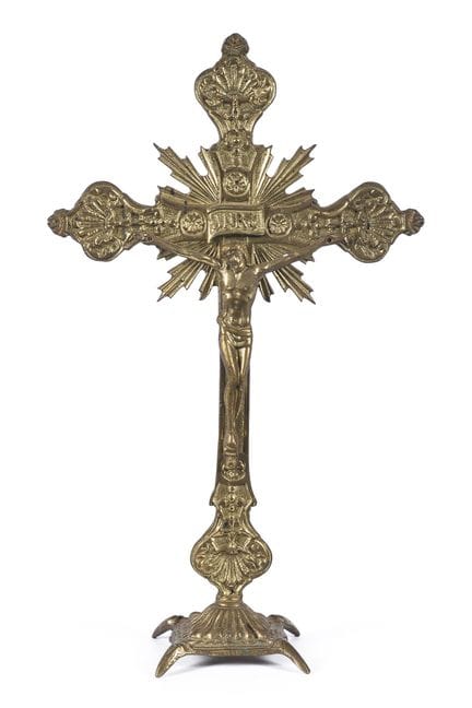 Crocifisso in bronzo. Inizi del XX secolo. 32 cm