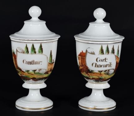 Pair of pharmacy cups made of porcelain. 20th cent