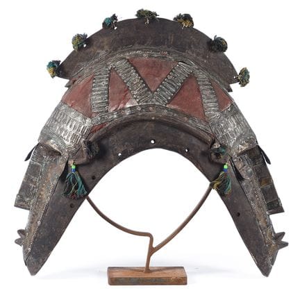 Masque Witono en bois et laiton. Mali. 50 x 20 cm